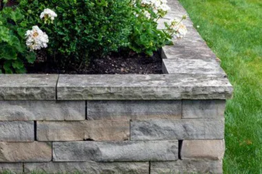 Bellevue Redi Rock Wall