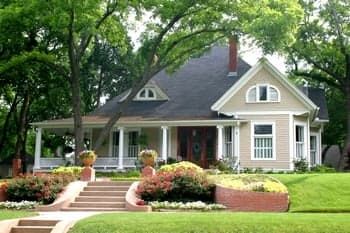 Professional Covington residential landscaping in WA near 98042