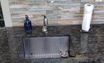 outdoor-fireplace-lakeland-hills-wa