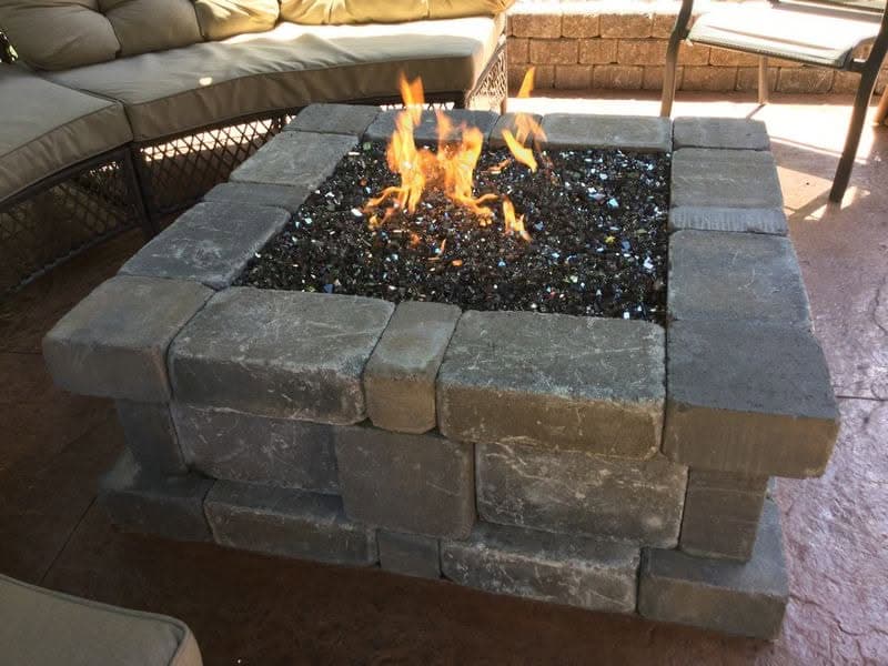 outdoor-gas-fireplace-lake-tapps-wa
